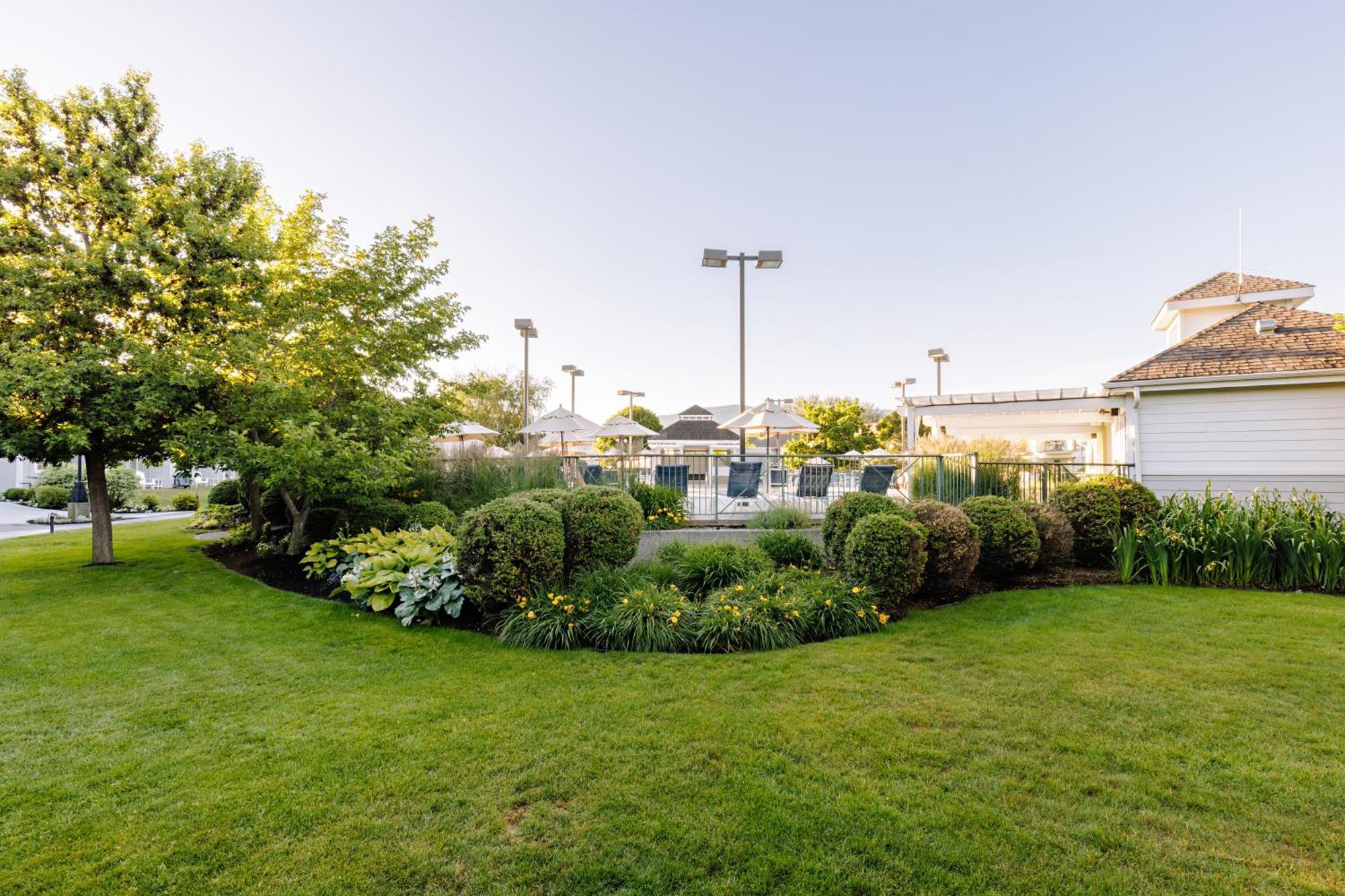 Balcomo, A Ramada By Wyndham Penticton Exterior foto